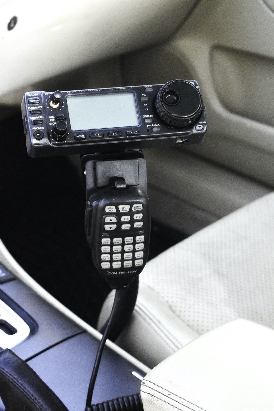 Guide to Creative Mobile Radio Mounting Solutions﻿