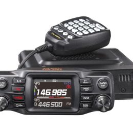 Yeasu 200DR Ri portable ham radio