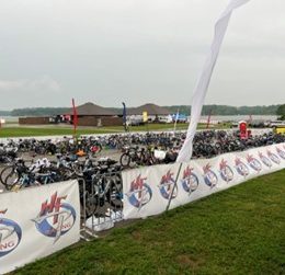 triathalon start of bicycle stage