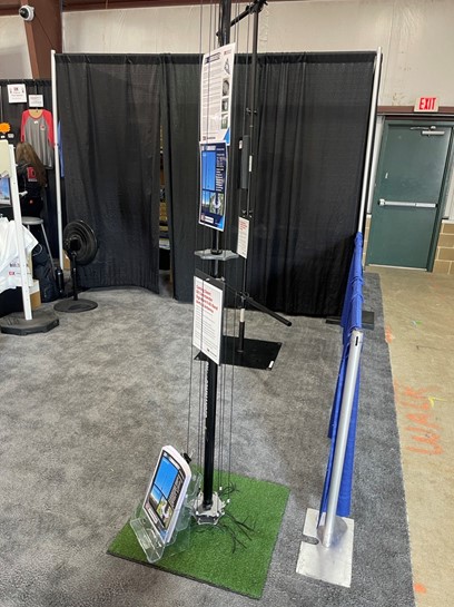 DX Commander Signature 9 All Band vertical antenna on display at Hamvention