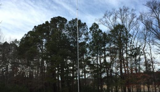 Product Spotlight: Boost Your Top Band Capabilities with the DX Engineering 160 Meter THUNDERBOLT® Vertical Antenna