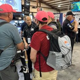 busy trade show booth crowd