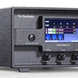 FlexRadio Tuner Genius XL, quarter shot