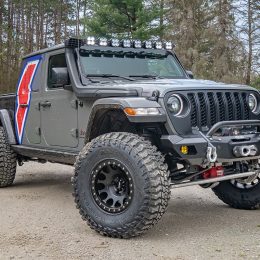 Summit Racing Modified Jeep Gladiator truck, front