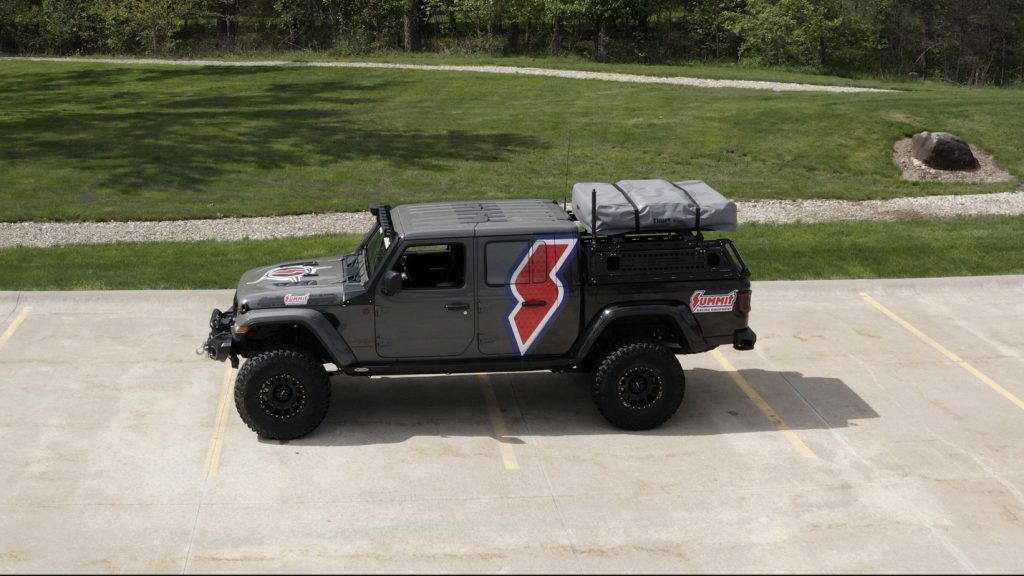 side view of a jeep gladiator with off-road upgrades