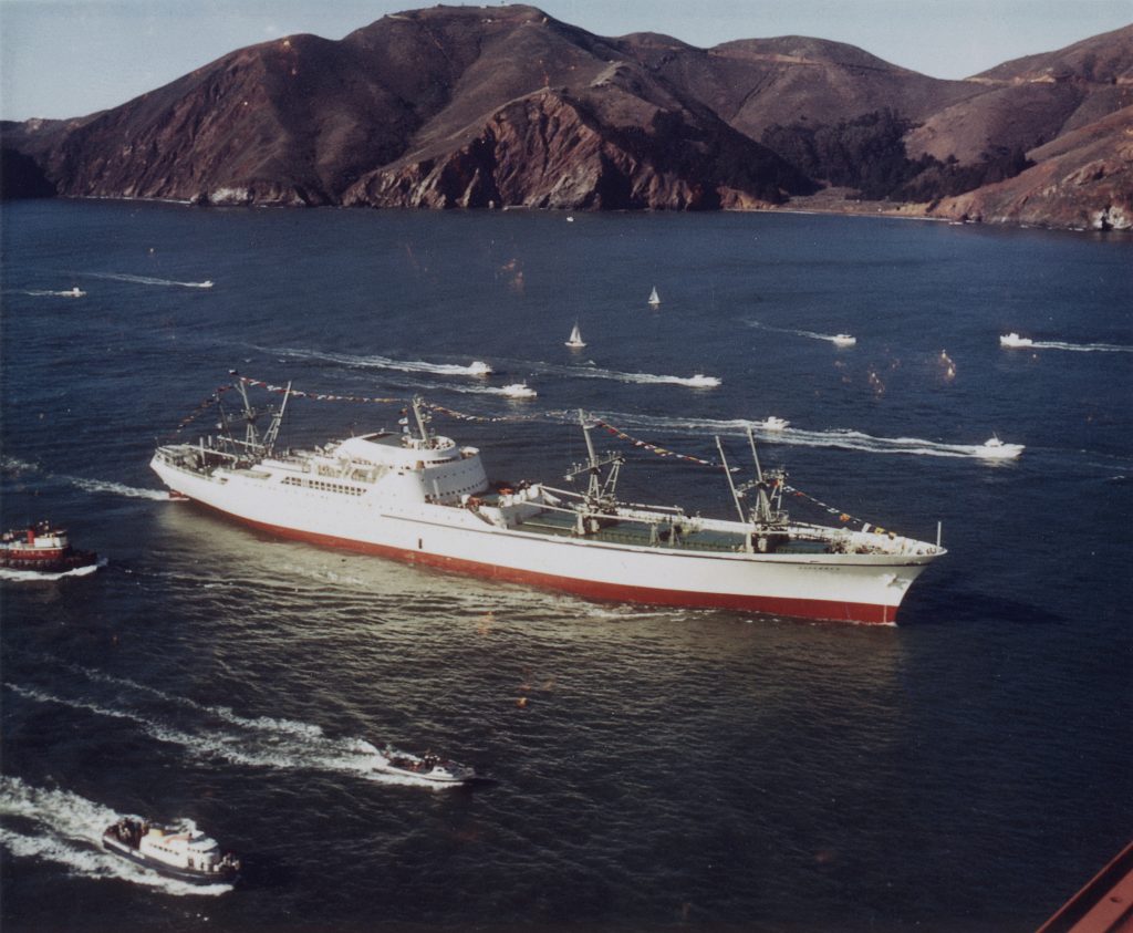 vintage photo of NS Savannah 1962 underway