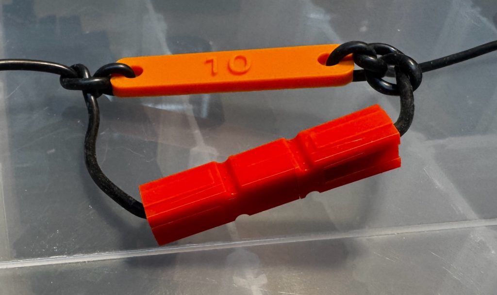 closed link dipole antenna connection