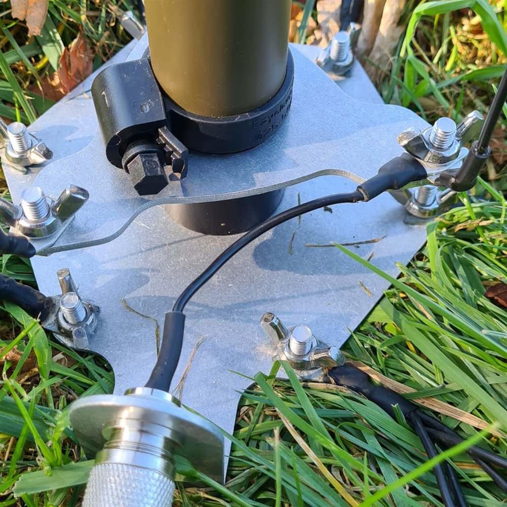 small ham radio antenna radial base plate