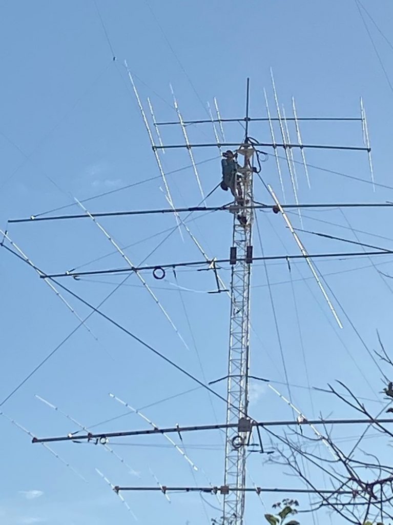 large yagi antenna array