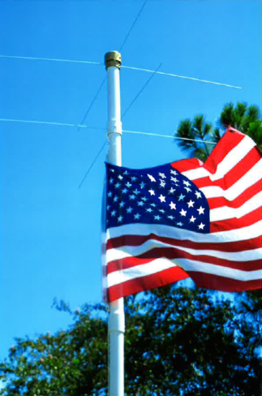ham radio antenna on flag pole