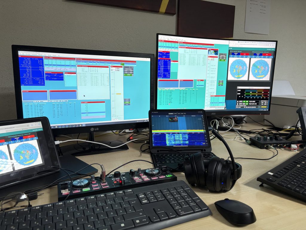 remote ham radio station desktop control